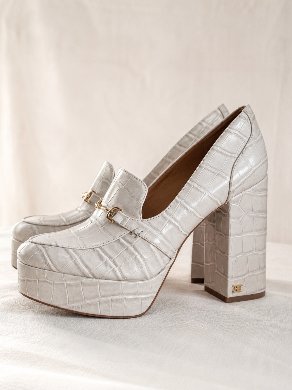 White Croc-Embossed Platform Loafers with Gold Bit Sam Edelman - Picture 2 of 5